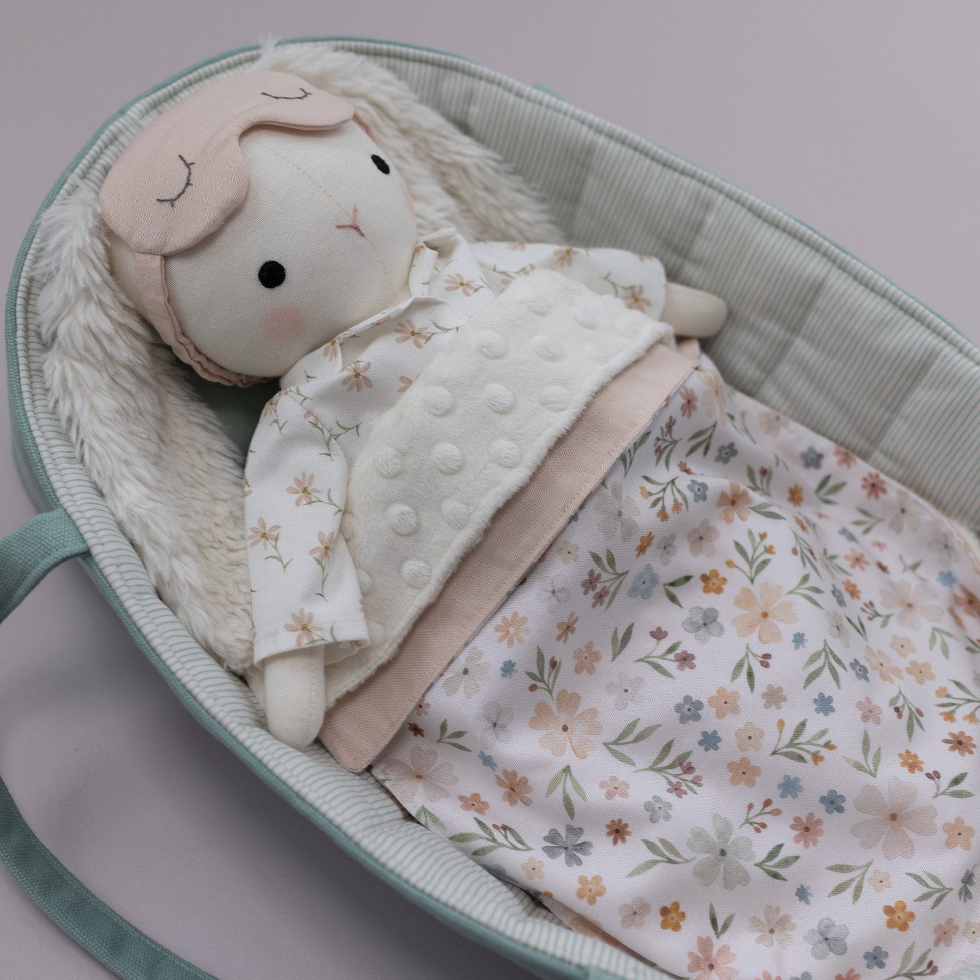 Doll bed sewing pattern - Studio Seren