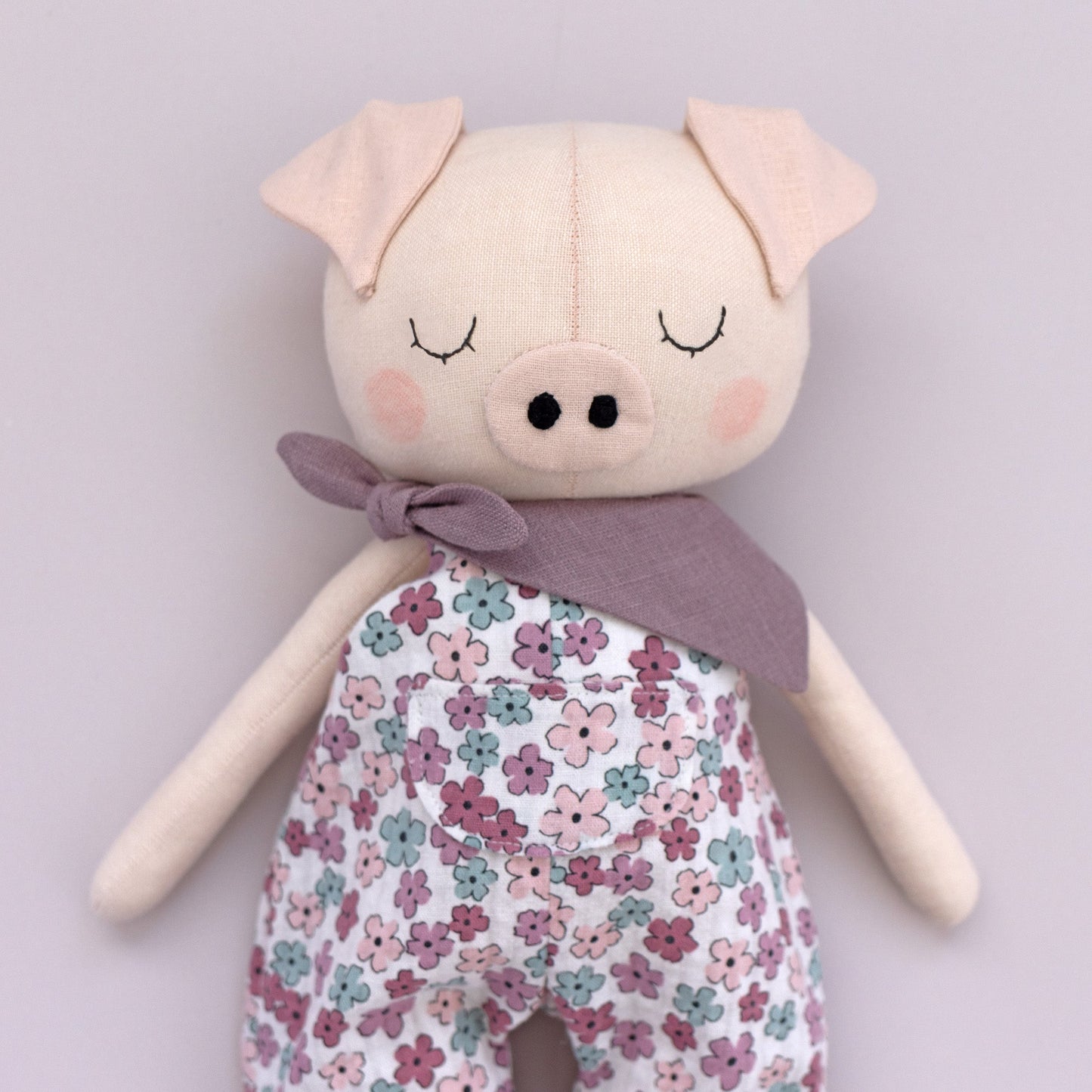 Pig sewing pattern - Studio Seren